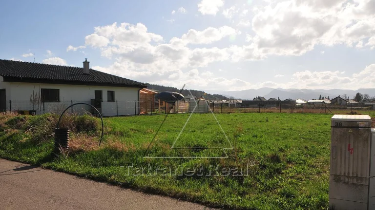 Stavebný pozemok 732 m2, Ružomberok - Ivachnová