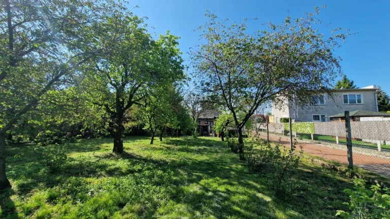 Rodinný dom na pozemku o výmere 4543 m2 na predaj
