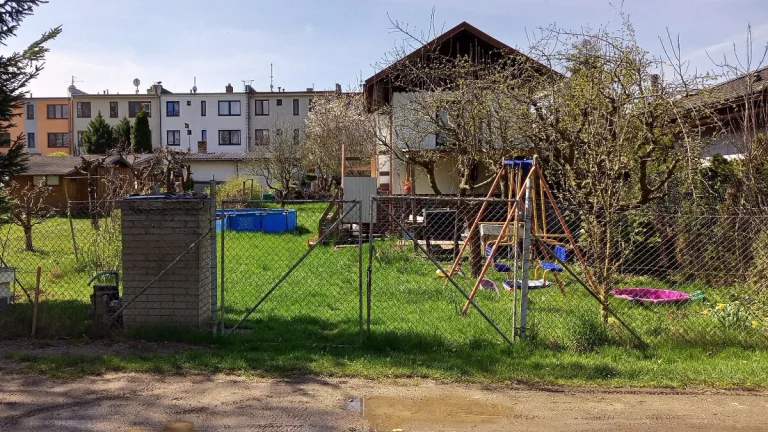 Stavební parcela 330 m2, České Budějovice - Nemanice