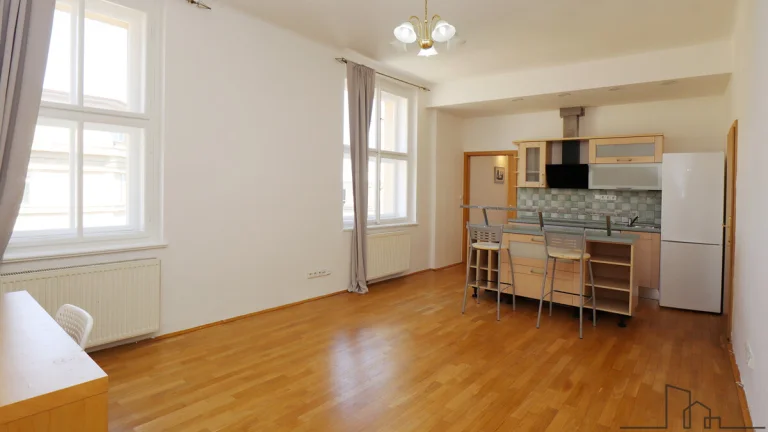 Exkluzivně nabízíme pronájem bytu 2+kk, 52m2, v blízkosti me