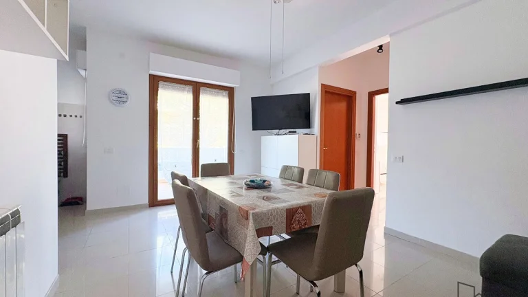Prodej bytu 3+kk 69 m², via Piave, Silvi, Itálie