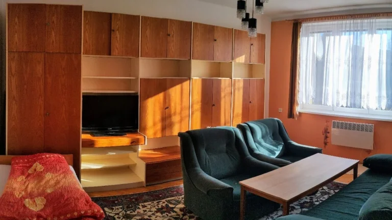 Rezervováno - Pronájem bytu 3+kk se zahradou, 59 m² – Hronov