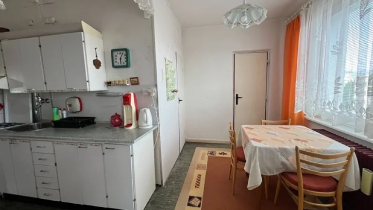 NA PREDAJ 4-IZB.BYT V DUBNICI NAD VÁHOM 68 m2