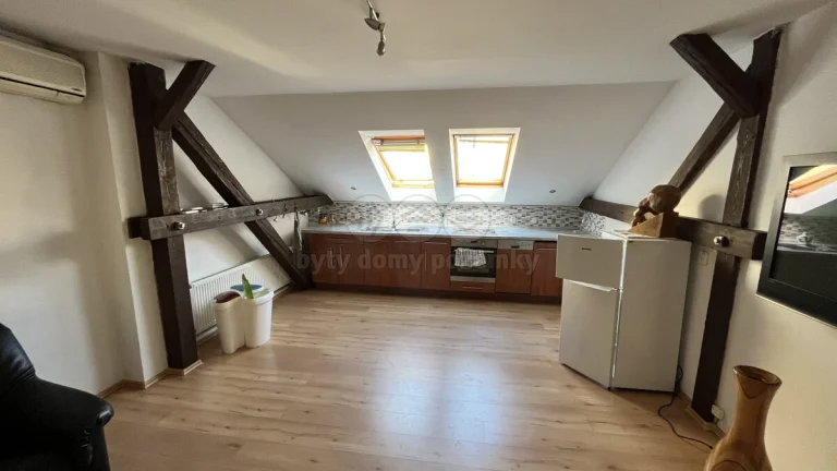 Pronájem bytu 3+1, 100 m², Ostrava, ul. Sokolská třída