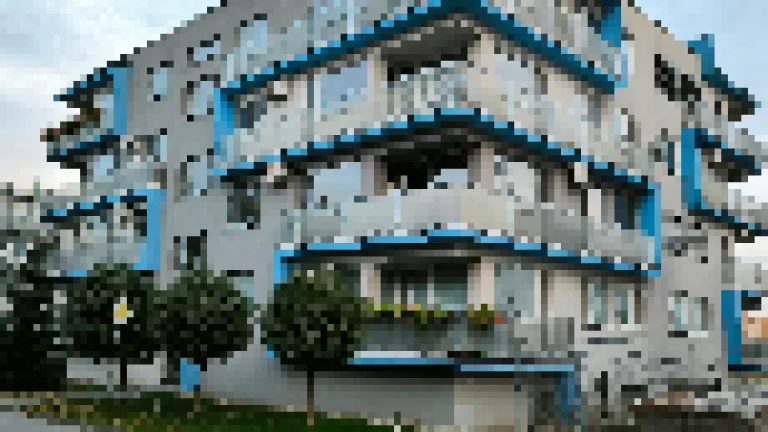 Ponúkame na prenájom 2 izb. byt s výťahom v Novom Meste n/V