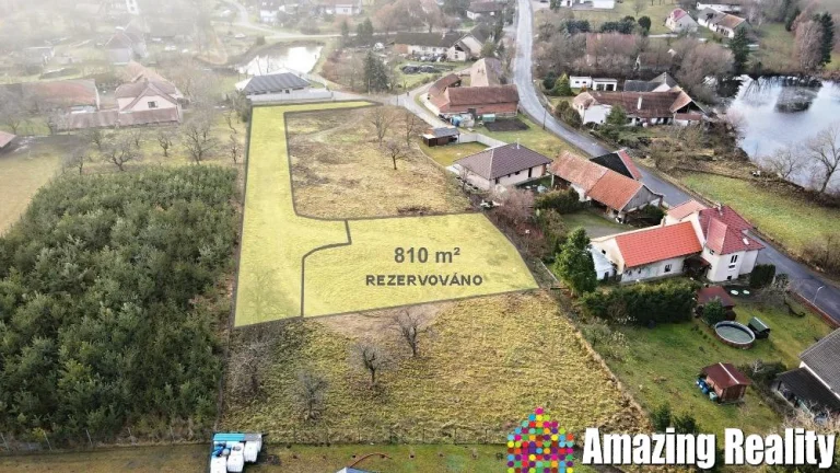 Prodej stavebního pozemku o výměře 810 m2, v obci Malé Výkle