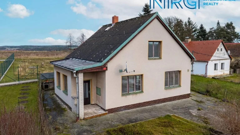 Prodej rodinného domu 4+1 143 m2, pozemek 2 869 m2, Kůzová,