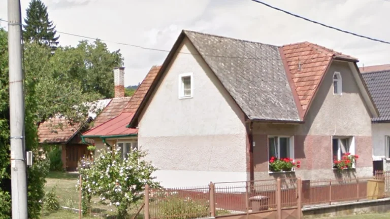 Predám starší rodinný dom v obci Kľačno