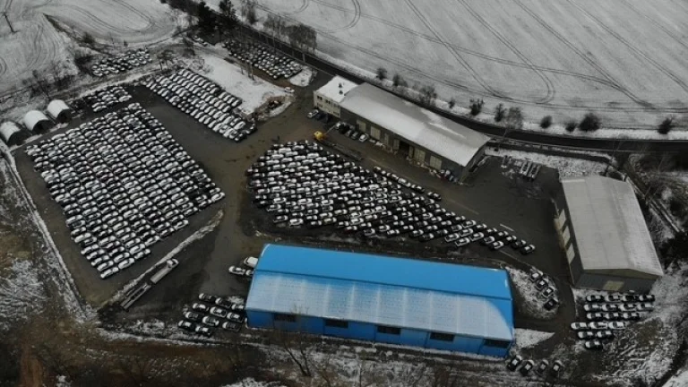 Pronájem skladovací haly 1200 m2 - Plaňany
