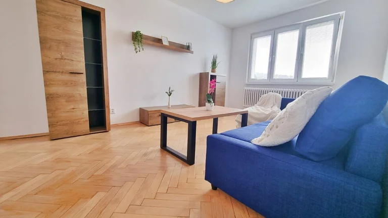Zariadený 2-izbový byt, 55 m², Južná trieda