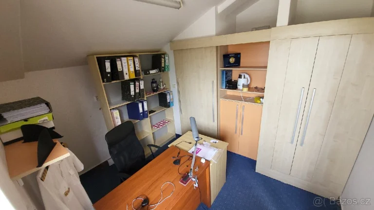 Pronájem kanceláře Hulín 12m2 +(20m2)