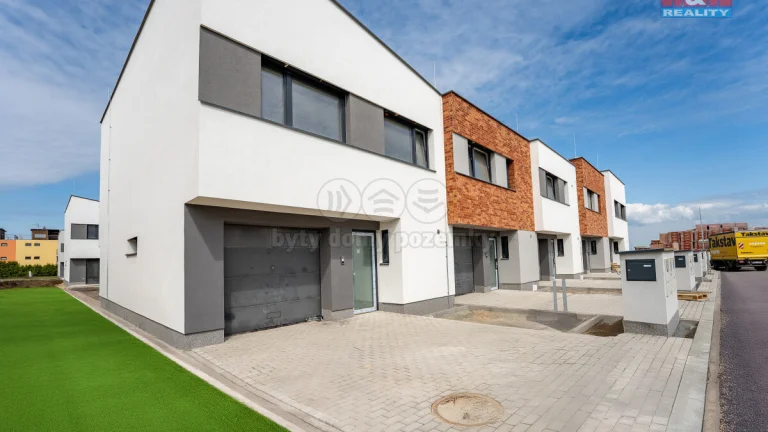Prodej rodinného domu 5+kk s garáží, 143 m²