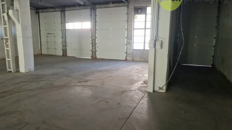 Pronájem výrobní haly, prostoru 450 m²