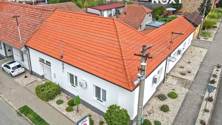 Prodej komerční Apartmány, 228㎡