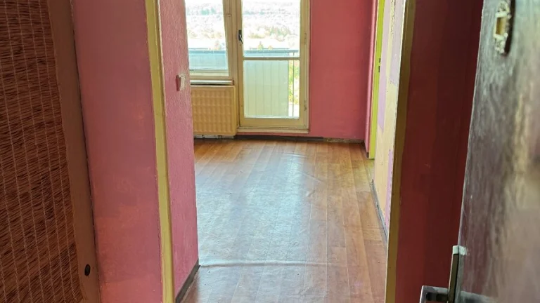 1. Izbový byt