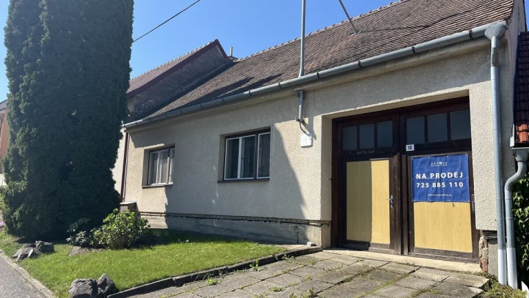 Prodej domu 4+1 s vinným sklepem - Čejkovice