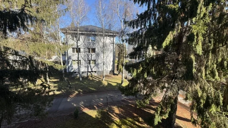 TOP lokalita v centre Lučenca trojizbový byt s balkónom.