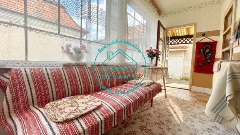 Znížená cena Na predaj tehlový rodinný dom v Obci Čechy