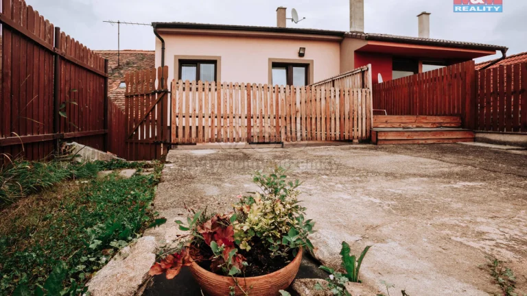 Pronájem rodinného domu v Jaroměřicích nad Rokytnou, ul. Čel