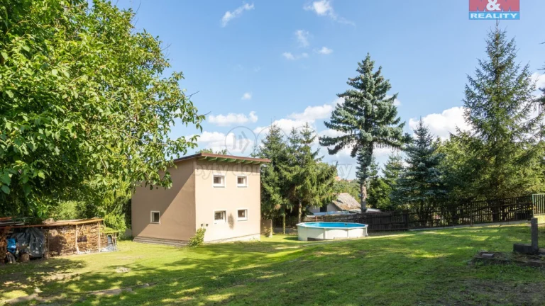 Prodej chaty s ev. č., 56 m², Karlovy Vary