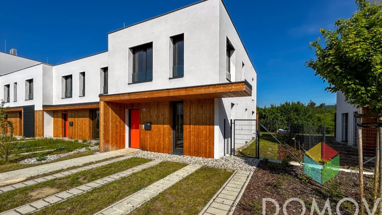 Designově zařízený dům 5+kk, Beroun