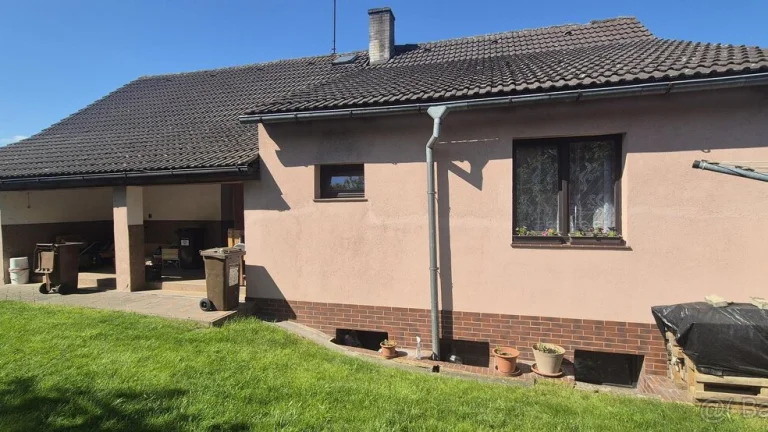 Dvougenerační rodinný dům v Dolní Libchavě, Česká Lípa