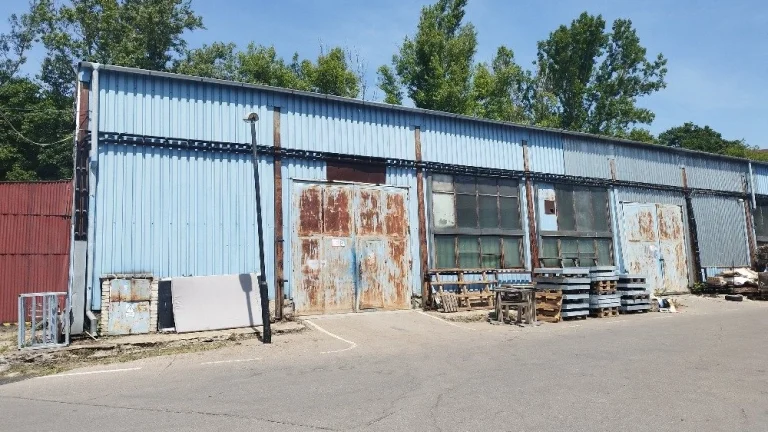 Pronájem skladových a výrobních prostor 300 m2, ev.č. 00183