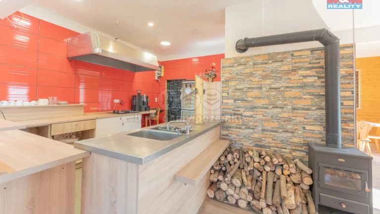 Prodej komerčního objektu 85 m², Vranovská Ves