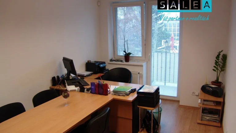 Na prenájom Kancelárske priestory, 76m2, Lichnerova ulica,