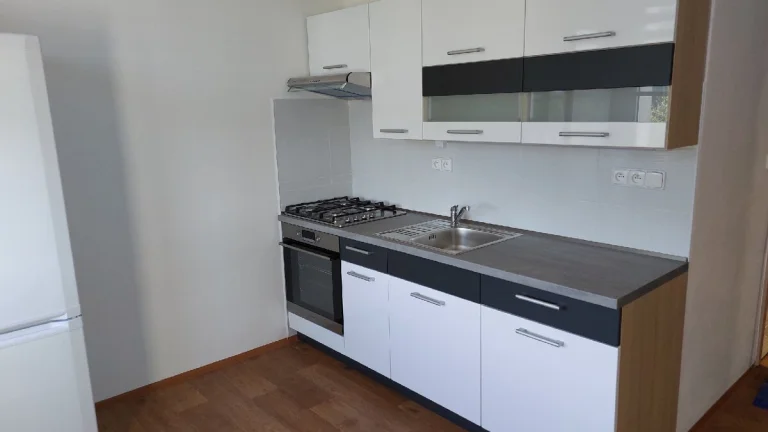 Pronájem bytu 1+1 38m2 v Klatovech Podhůrčí