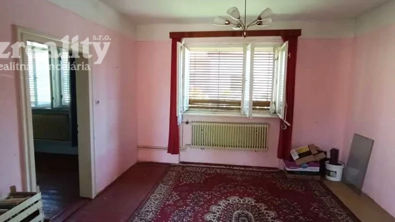 Na predaj starší rodinný dom v Nových Zámkoch