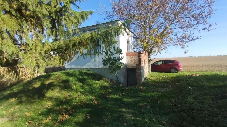 PREDAJ REKREAČNÝ DOM LEVICE