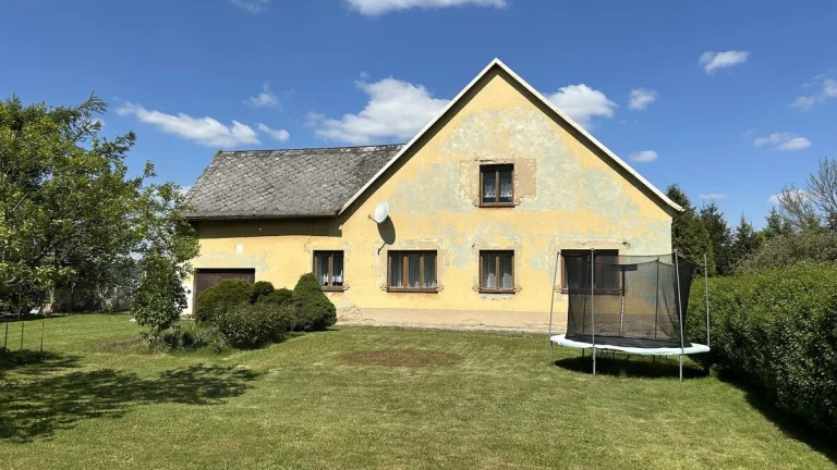 Prodej rodinného domu se zahradami, Opatovec