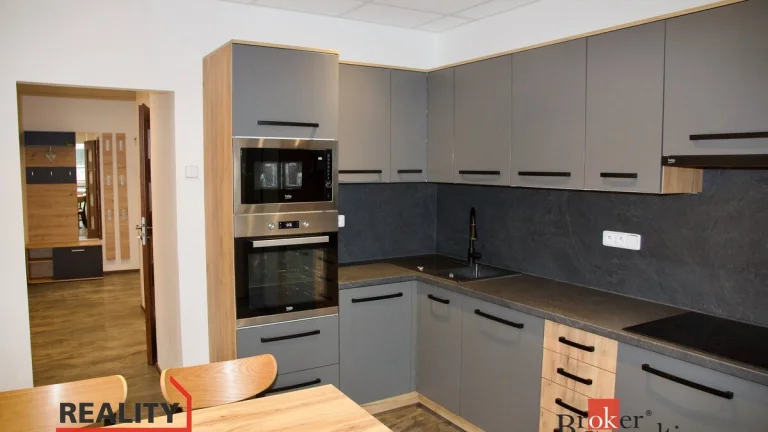 Pronájem, byty/2+1, 55 m2, S. K. Neumanna 1011, 36301 Ostrov