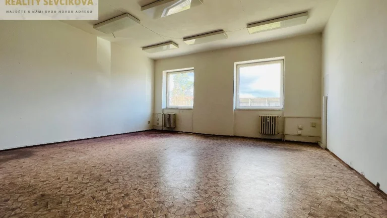 Pronájem kanceláře, 33 m2 – Přemyslova