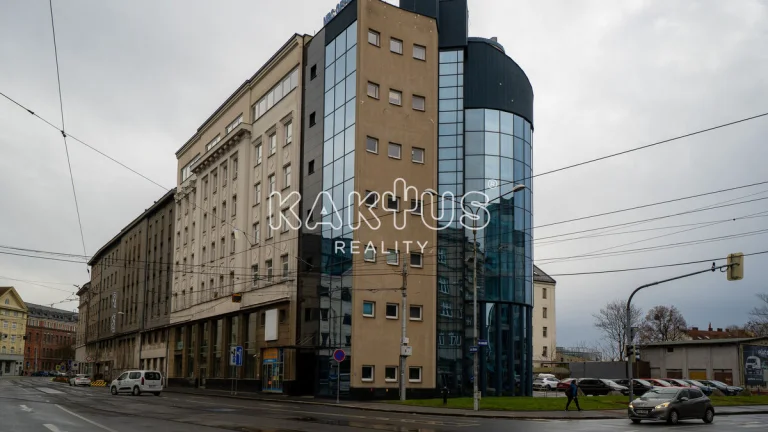 Pronájem administrativních kanceláří, ulice 28. října, Ostra
