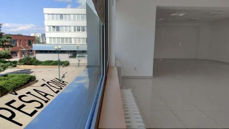 Priestor na prenájom 55,60 m2 -