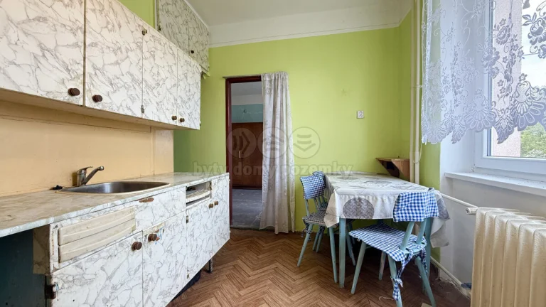 Prodej bytu 3+1, 60 m², Meziměstí, ul. Dlouhá