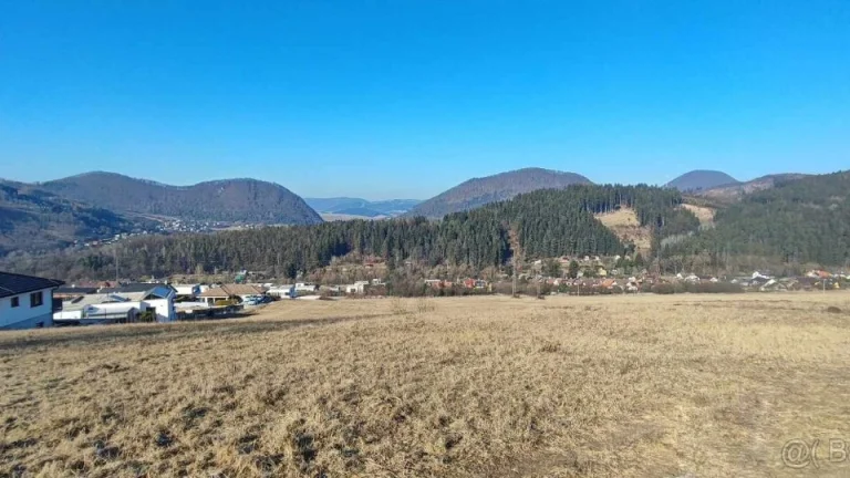 Veľký stavebný pozemok 4597 m2, Žilina, Budatín