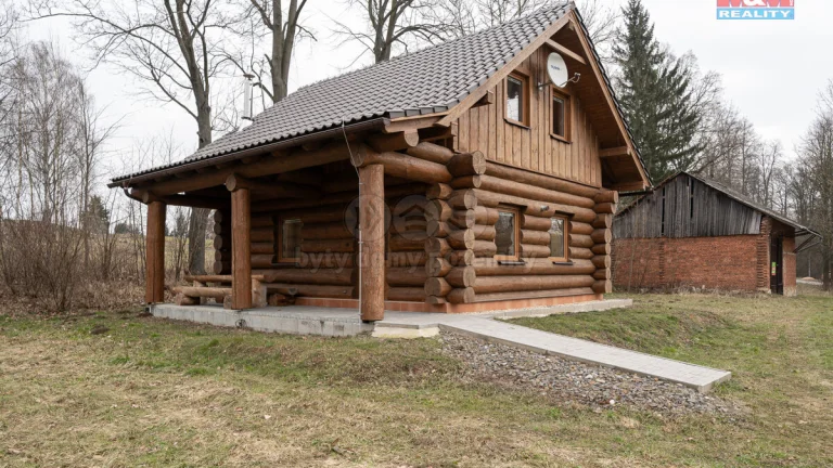 Prodej rodinného domu, 2550 m², Luková