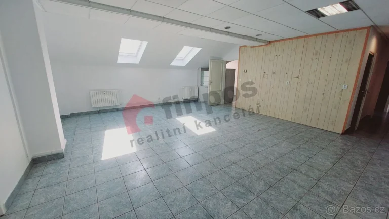 Pronájem nebytového prostoru 87 m2, Ringhofferovo nám., Kame