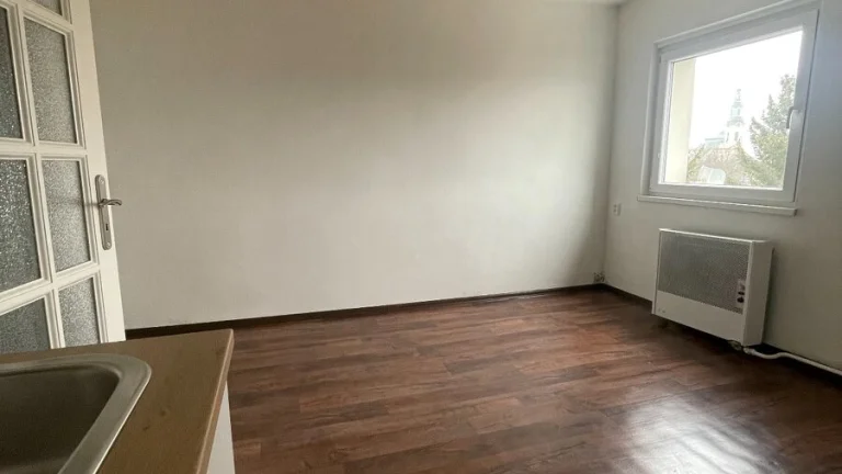 Pronájem bytu 1+kk Nový Bor