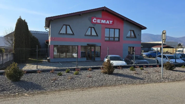 Ponúkame na predaj