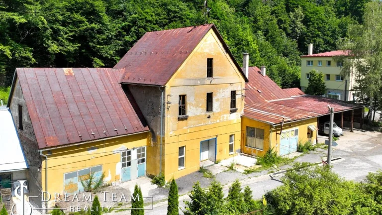Viacúčelová - investičná budova s históriou Banská Štiavnica