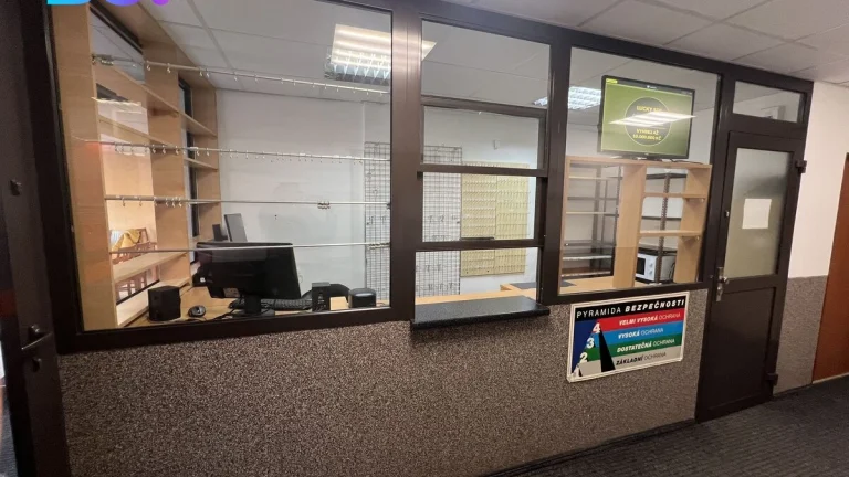 Pronájem obchodních prostorů, 7,5 m², Český Těšín