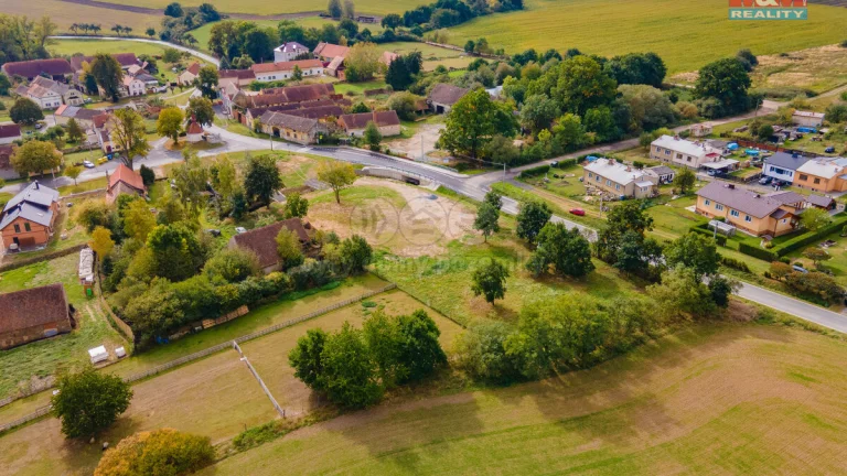 Prodej pozemku k bydlení, 1606 m², Líšina