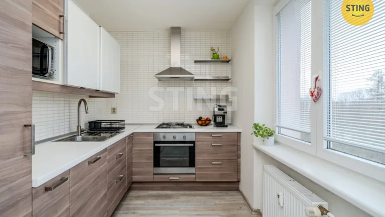 Byt 2+kk s balkónem na prodej na ul. Mongolská, Ostr, 131850
