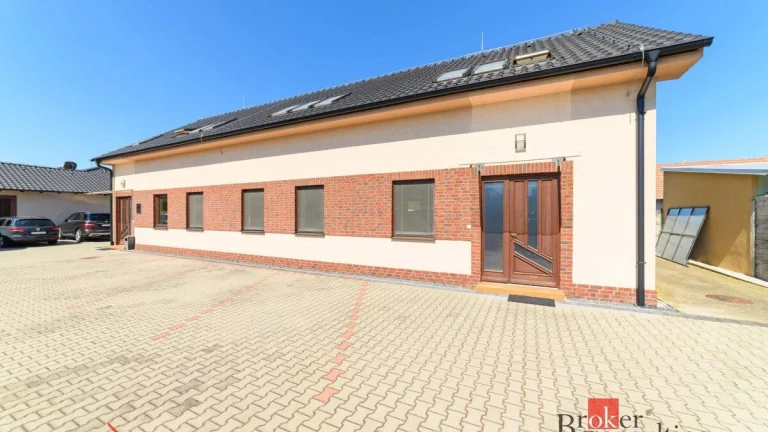 KANCELÁRIE BISKUPICKÁ