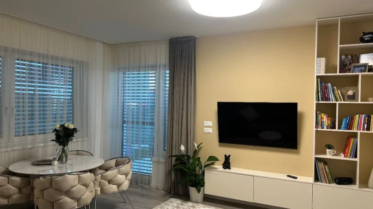 NOVÁ CENA Predám krásny 3 izbový byt s predzáhradkou