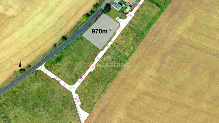 Prodej stavebního pozemku 970 m² v obci Břežany I, okres Kol